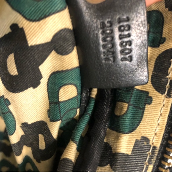 Gucci Authentic Leather Handbag travel  Tote - Picture 16 of 16